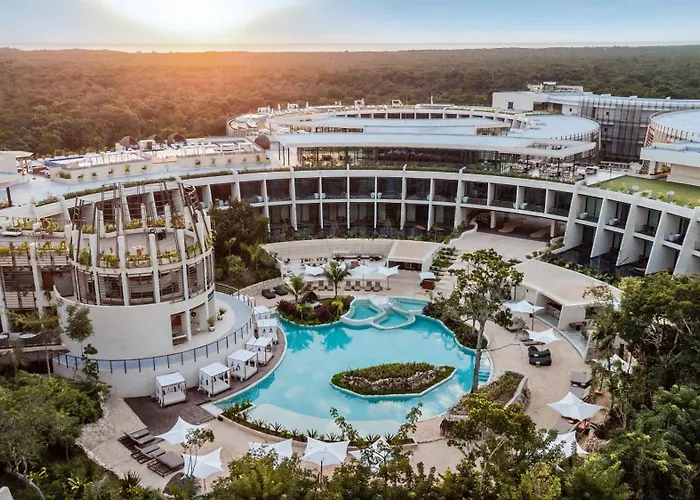 Secrets & Club (adults Only) Resort 5*